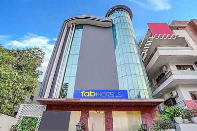FabHotel Kaushambi