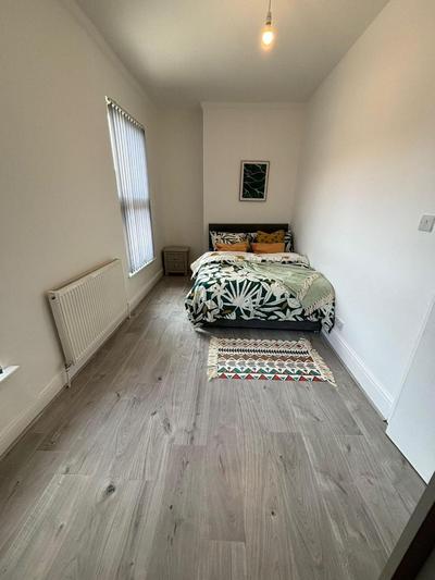 Luxe spacious 5-Bed House in Liverpool photo 3