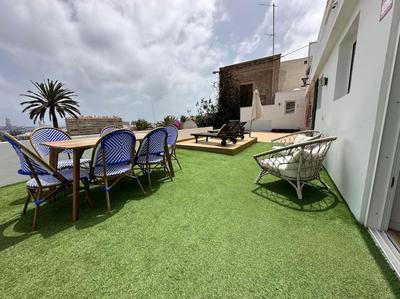 Ático muy chill con terraza, soleado y céntrico