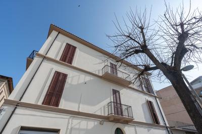 Piazza Verdi SP Roseto Vacanza New