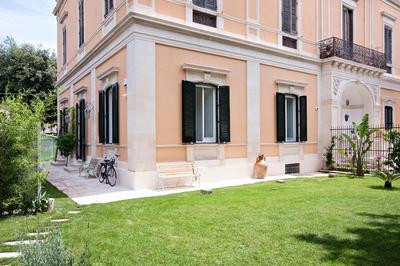 Maison Premiere Lecce