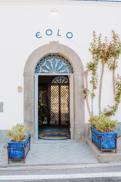 Eolo Apartment by HMR