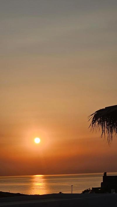 ELLI TROPiCAL LUXURY SUITES SUNSET-INFINITY POOL- SEA SIDE-NEAR CENTER PARKING