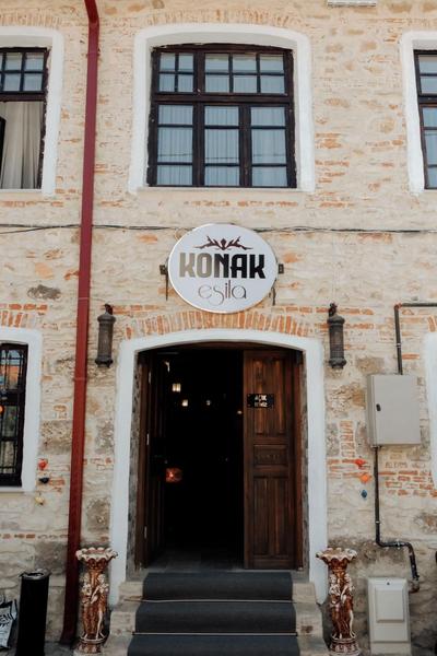 konak esila