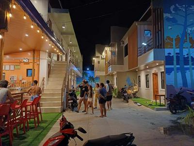 RedDoorz at Balai Malinawon Siargao