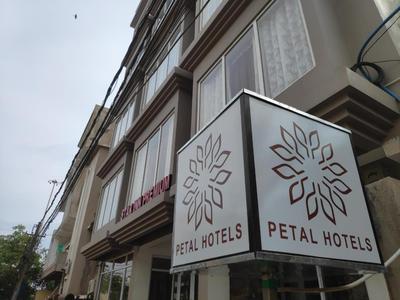 Petal Hotel