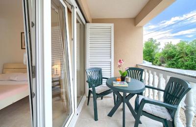 Ferienwohnung in Šilo mit Möbliertem Balkon