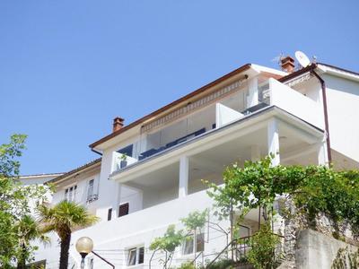 Kleines Apartment in der ersten Etage
