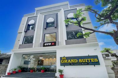 Super Hotel O SS GRAND SUITES
