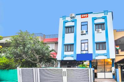 Hotel O SILVER PEACE