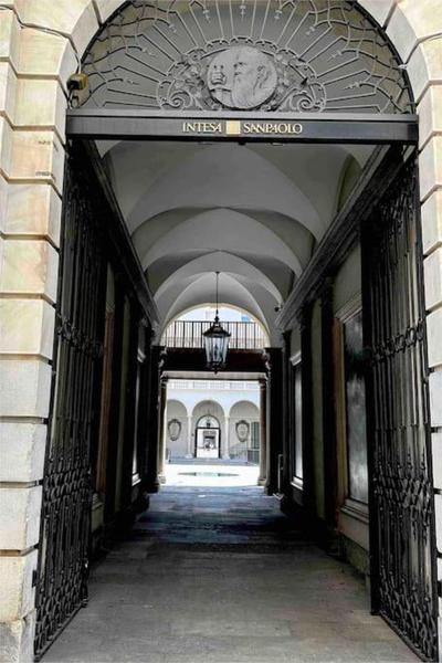 San Carlo casa in pieno centro