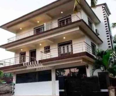 Truly earthly villa