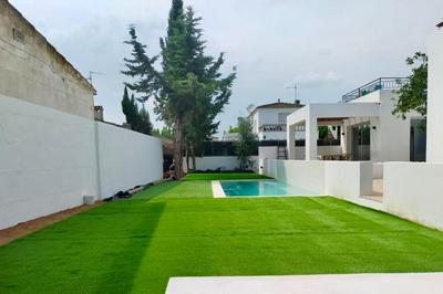 P1 D Apartamento con terraza y piscina comunitaria