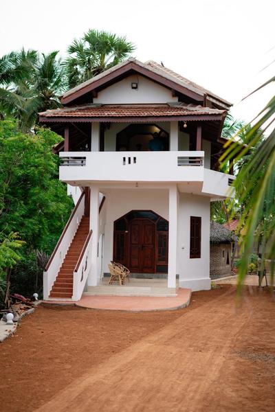 Banyan Beach Cottage SRI LANKA