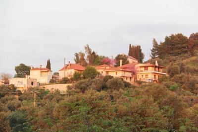 Original stone cottage, beach 4km, WIFI, max 6p