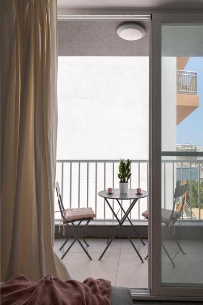 Modern 2BR Apartment with Outside Furniture - Close to Sliema, Saint Julians & Valletta