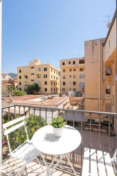 SorrentoVibes - Exclusive New Home in Sorrento center for Families