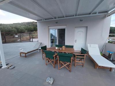 Ravdoucha House by Dionisios