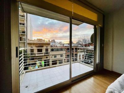 Acogedor Espacio en Palermo con Balcón y Vista