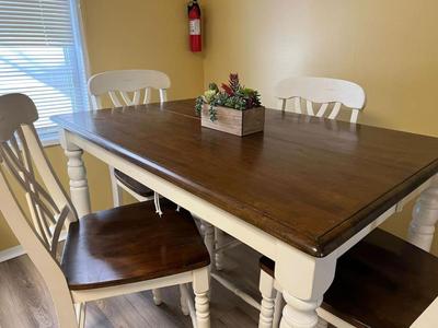 Sleeps 6 2BR Condo with 4 Beds in New Castle plus WIFI