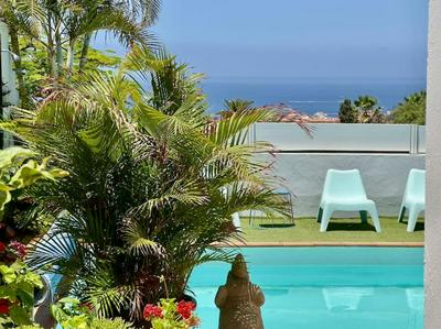 Bungalow apartment with private pool & ocean views
