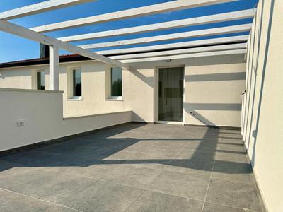 Villa Lakat