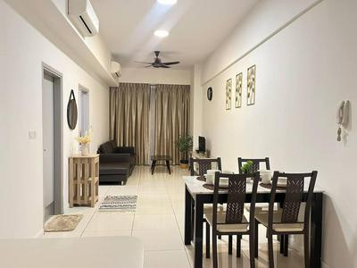 Sutera Avenue The residences, Opposite Imago Shopping Mall, NDS Homestay