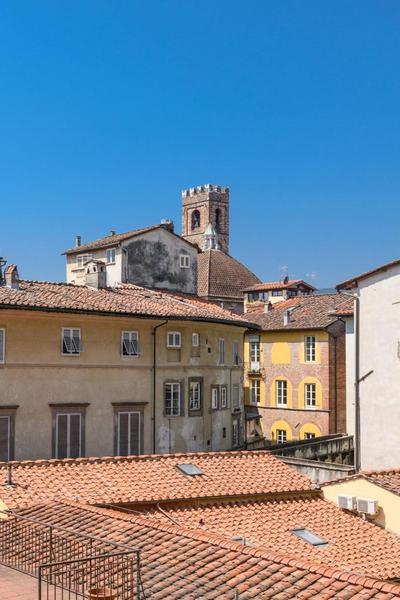 Antico Sogno apartment with view in a central Lucca