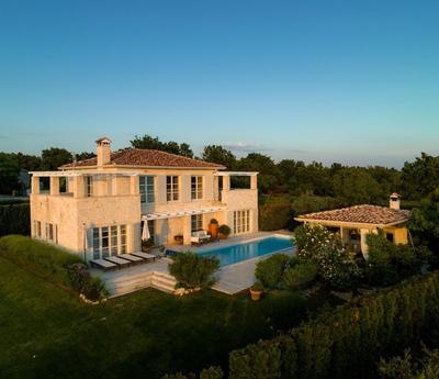 Villa Moonlight 1 near Porec for 9 person - pet friendly with large garden, playground & 50 m2 pool
