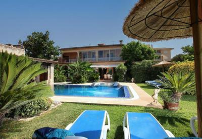 Lovely villa in Pollença old town by Renthousing