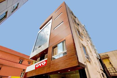 Hotel O Amster Inn