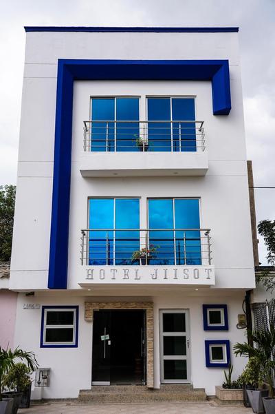 Hotel Jiisot Camarones Inn