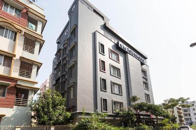 Super Townhouse Habitat New Town Rooms & Party Spaces