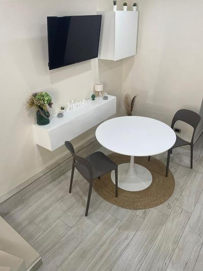 Tecla Apartment