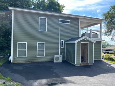Roberts Lake House Room# 2