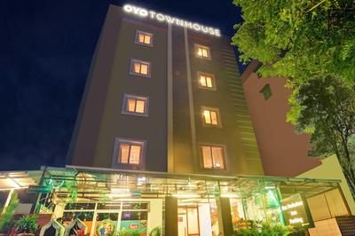 Super Townhouse RCC PARK VIEW INN