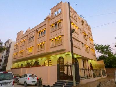 The Taj Vista Agra -walking distance to Taj Mahal