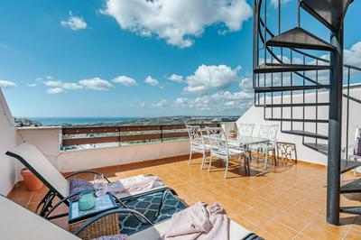 20 Rooftop apartment seaview Dona Julia Casares