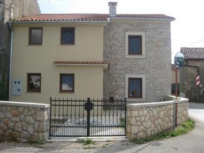 Stonehouse apartment