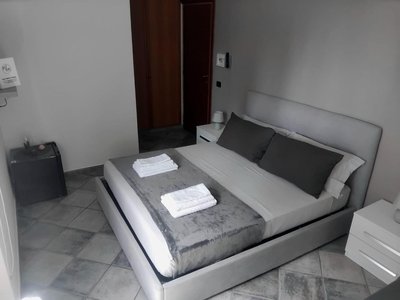 Mia Rooms
