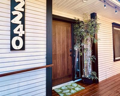 Airport-YVR GuestHouse