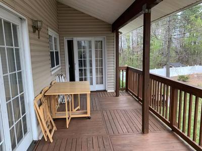 Beautiful 4-bedroom pool home with 2-story deck!