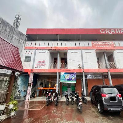 RedDoorz near Salib Kasih Tarutung