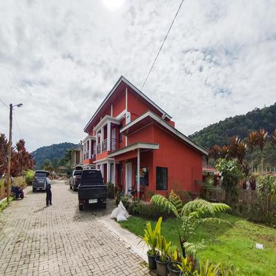 Girik Brekit Mitra RedDoorz