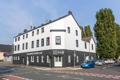 SMARTY Airport Cologne Hotel - KONTAKTLOSER SELF CHECK-IN