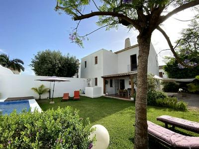 NUEVO Preciosa villa entre Denia y Javea