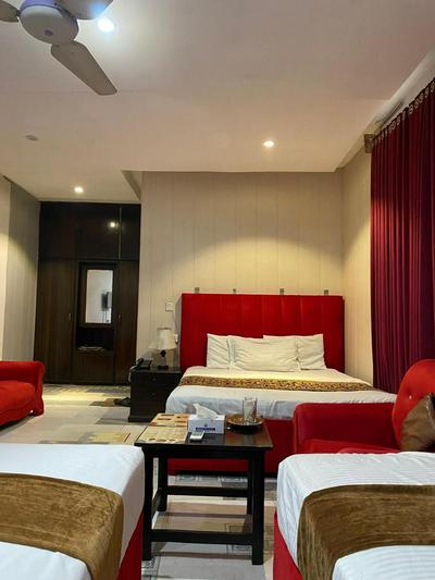Hotel Tulip Inn, Gulberg