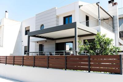 Kyanos residence