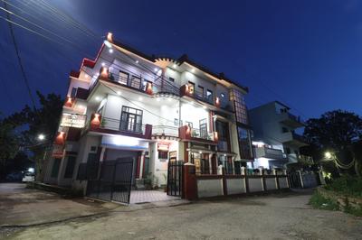 ISBT Dehradun Hotel Dhomage