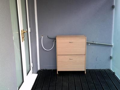 Newly Built Modern Studio House with Parking